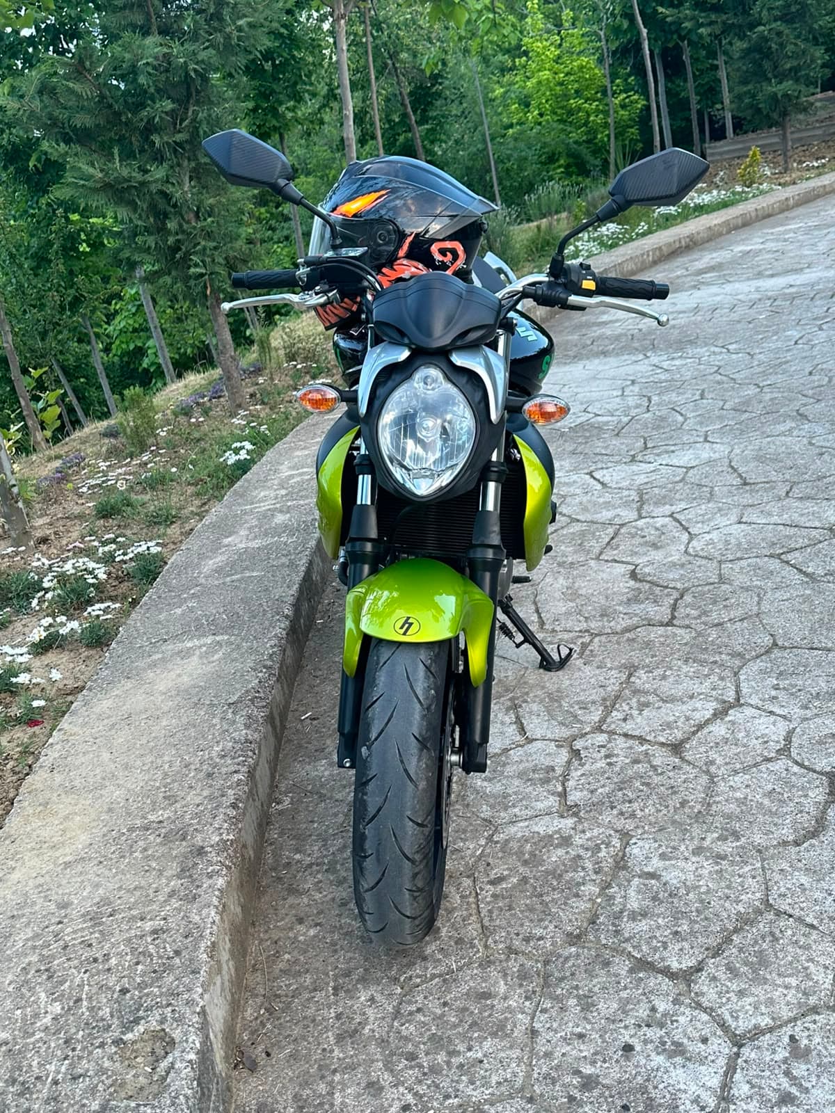 Suzuki SFV650 Gladius 2009 Në shitje