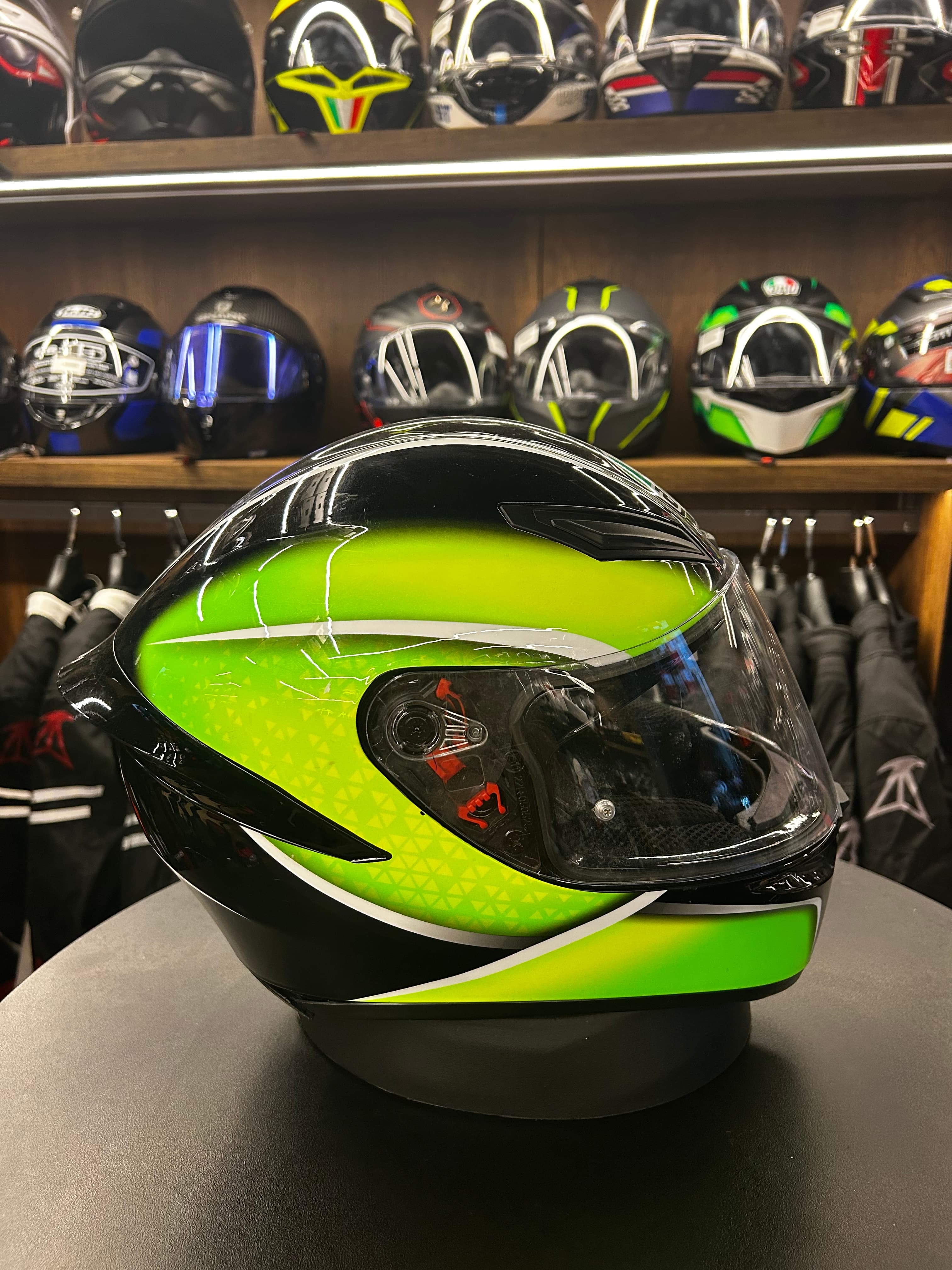 Agv