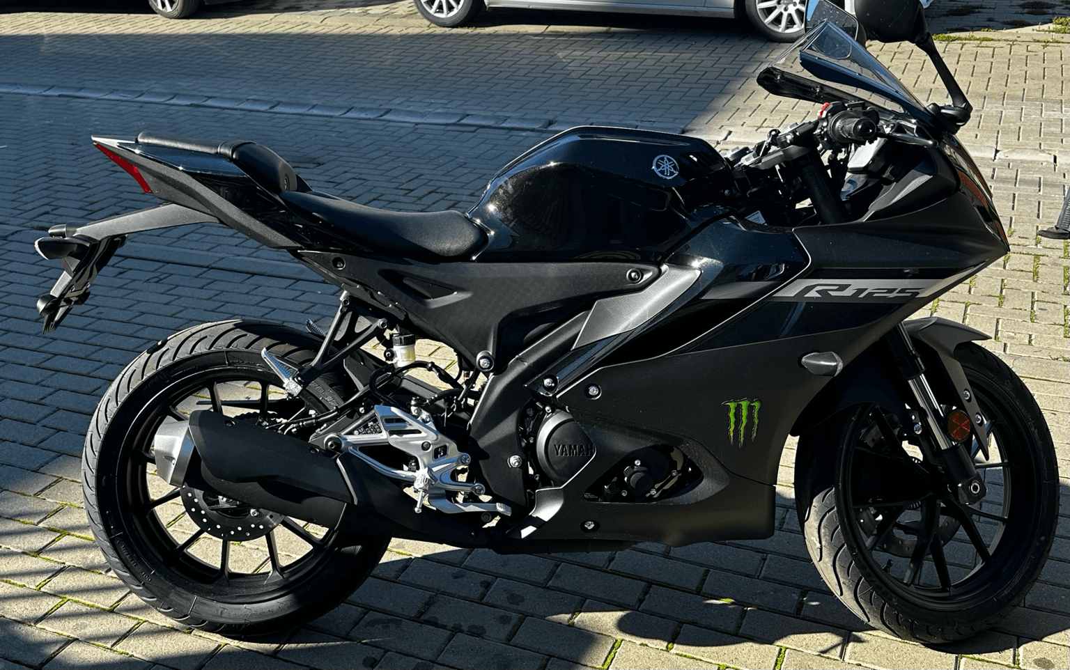 Yamaha r125 2024